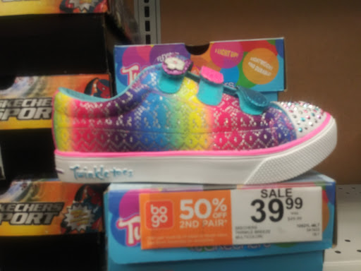 Shoe Store «Rack Room Shoes», reviews and photos, 9600 S Interstate Hwy 35 N100, Austin, TX 78748, USA