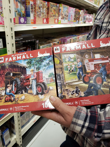 Department Store «Mills Fleet Farm», reviews and photos, 1935 Levi Griffin Rd, Carver, MN 55315, USA