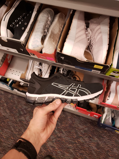 Shoe Store «Shoe Carnival», reviews and photos, 466 Pinnacle Pkwy, Bristol, TN 37620, USA