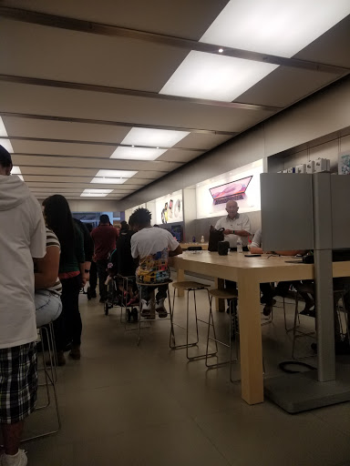 Computer Store «Apple Mall of Georgia», reviews and photos, 3333 Buford Dr NE, Buford, GA 30519, USA