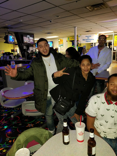 Bowling Alley «Colony Park Lanes North», reviews and photos, 1900 Pennsylvania Ave, York, PA 17404, USA