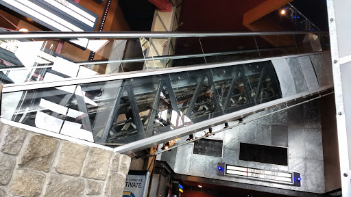 Movie Theater «Regal Cinemas Alamo Quarry 16», reviews and photos, 255 E Basse Rd, San Antonio, TX 78209, USA