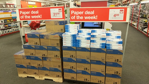 Office Supply Store «Staples», reviews and photos, 176 S Broadway, Salem, NH 03079, USA