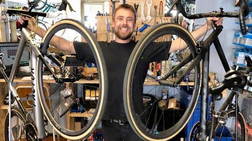 Bicycle mechanics courses Southampton