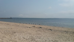 Foto von East Beach mit etwas sauber Sauberkeitsgrad