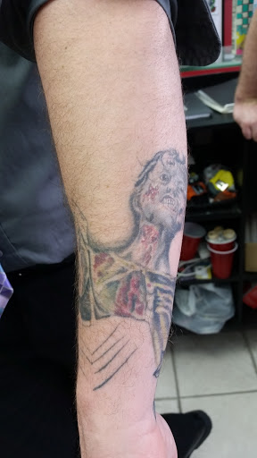 Tattoo Shop «Evolution Tattoo», reviews and photos, 198 Lincoln Hwy #4, Fairless Hills, PA 19030, USA