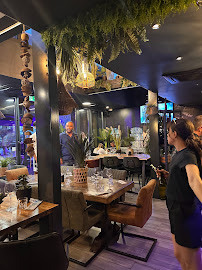 Atmosphère du Restaurant Insensé à Saint-Laurent-du-Var - n°1