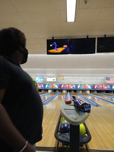 Bowling Alley «Woodbridge Bowling Center», reviews and photos, 346 Main St, Woodbridge, NJ 07095, USA