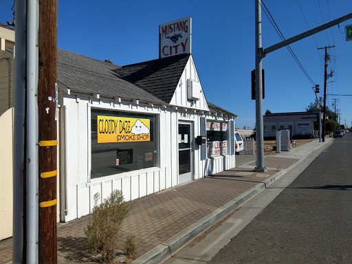Tobacco Shop «Cloudy Daze Smoke Shop», reviews and photos, 1471 El Camino Real, Belmont, CA 94002, USA