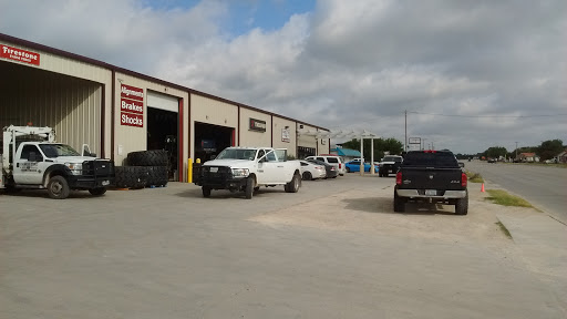 Tire Shop «Ramos Tire & Auto Service», reviews and photos, 8553 TX-16, Poteet, TX 78065, USA