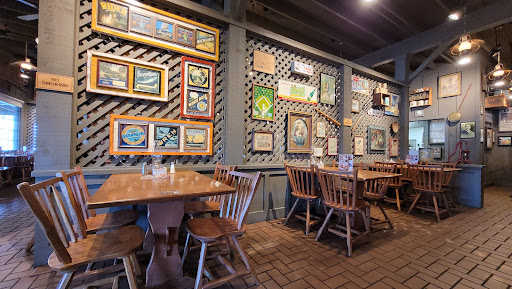 American Restaurant «Cracker Barrel Old Country Store», reviews and photos, 2203 Cortez Rd W, Bradenton, FL 34207, USA