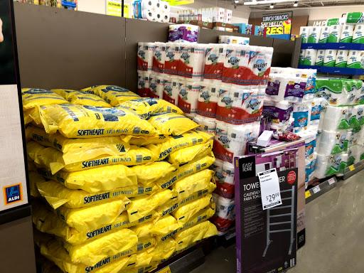 Supermarket «ALDI», reviews and photos, 2750 Heartland Dr, Coralville, IA 52241, USA