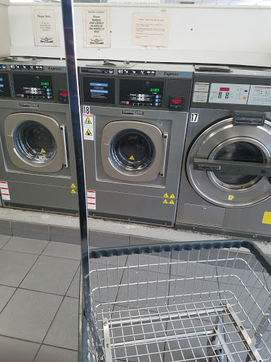 Laundromat «Family Wash Day», reviews and photos, 8101 West Chester Pike, Upper Darby, PA 19082, USA