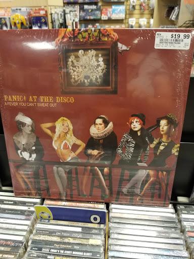 Shopping Mall «Town & Country Shopping Center», reviews and photos, 2615 N Kansas Expy, Springfield, MO 65803, USA