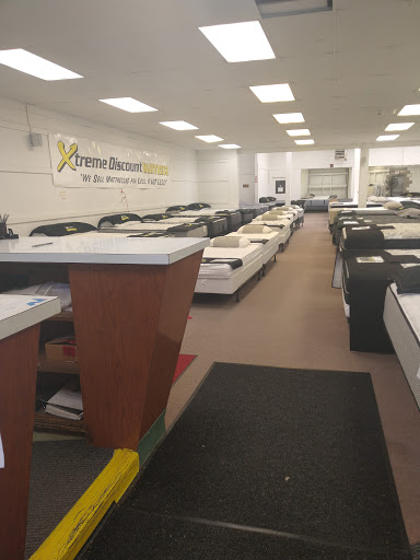 Mattress Store «Xtreme Discount Mattress Warehouse», reviews and photos, 9170 Transit Rd, East Amherst, NY 14051, USA