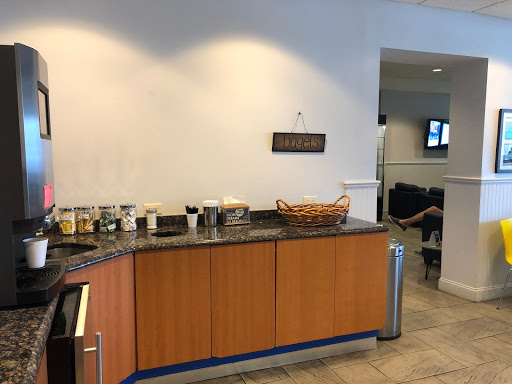 Honda Dealer «Honda of Tenafly», reviews and photos, 28 County Rd, Tenafly, NJ 07670, USA