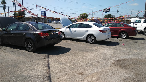 Used Car Dealer «Veracity Auto Center», reviews and photos, 1963 Austin Hwy, San Antonio, TX 78218, USA