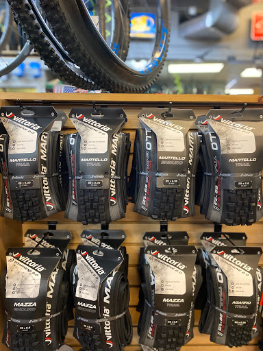 Bicycle Store «JRA Cycles», reviews and photos, 229 Salem St, Medford, MA 02155, USA