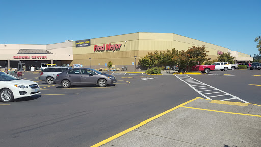 Grocery Store «Fred Meyer», reviews and photos, 2200 E Baseline St, Cornelius, OR 97113, USA
