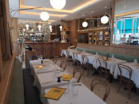 Atmosphère du Restaurant français Le Singe à Trouville-sur-Mer - n°8