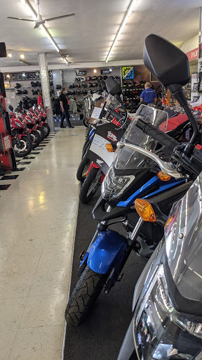 Honda Dealer «Des Plaines Honda», reviews and photos, 550 Northwest Hwy, Des Plaines, IL 60016, USA