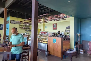 Emilio's Cafe image