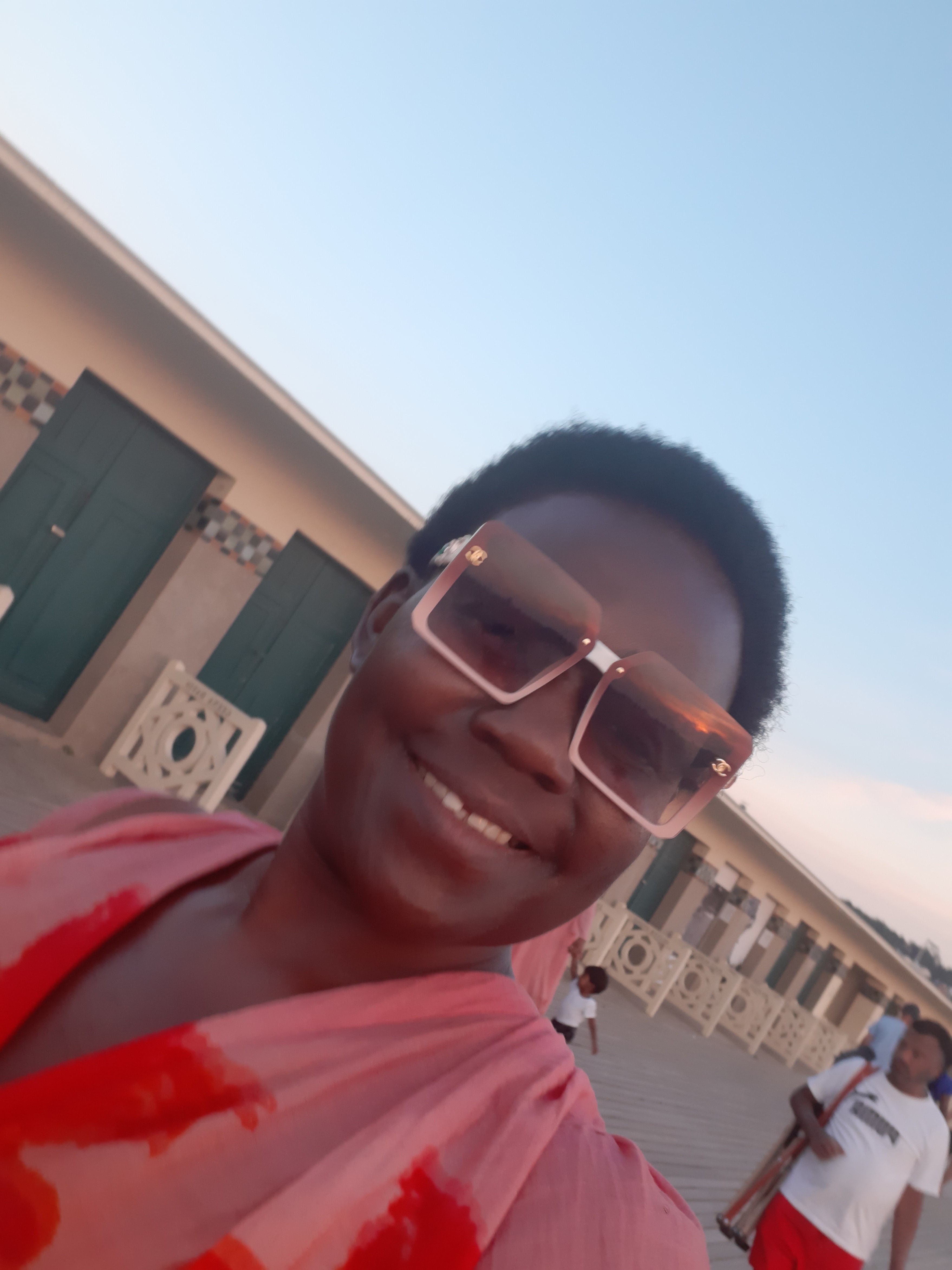 Photo n° 2 de l'avis de mballa.b fait le 14/08/2022 à 06:27