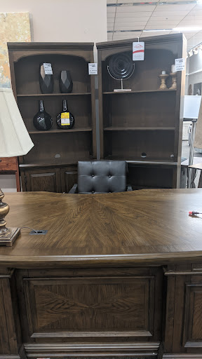 Furniture Store «Furnish 123», reviews and photos, 3235 E Hamilton Ave, Eau Claire, WI 54701, USA