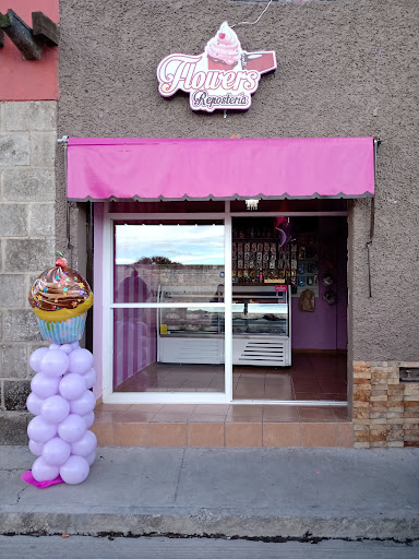 Flowers Repostería en San José Iturbide