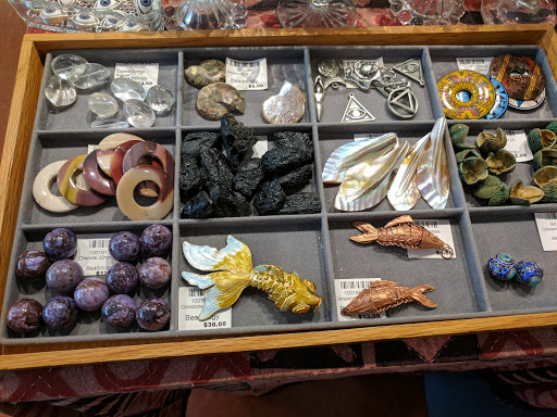 Beadology Iowa, 220 E Washington St, Iowa City, IA 52240, USA, 