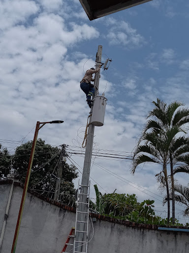 Servicios eléctricos insdustriales y mecanicos de El Salvador