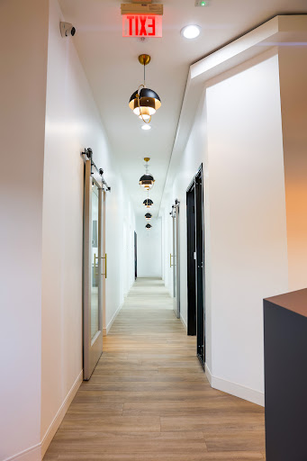 Image LA Dental & Photo Studio image