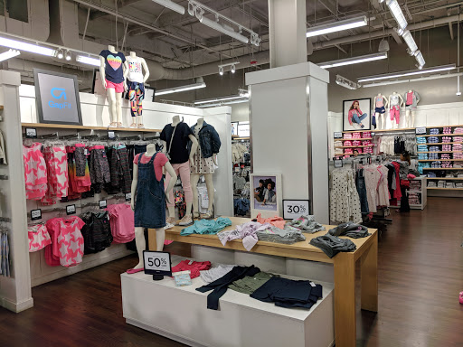 Clothing Store «Gap Outlet», reviews and photos, 1600 Saratoga Ave, San Jose, CA 95129, USA
