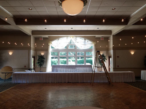 Country Club «Lake Shore Country Club», reviews and photos, 5950 Lake Shore Dr, Erie, PA 16505, USA