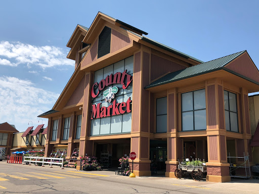 County Market, 2310 Crest View Dr, Hudson, WI 54016, USA, 