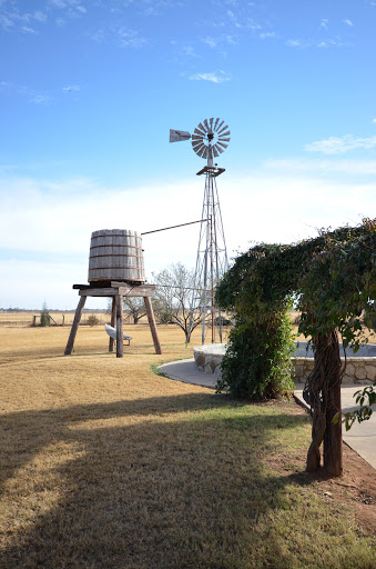 Winery «Barking Rocks Vinyard & Winery», reviews and photos, 1919 Allen Ct, Granbury, TX 76048, USA