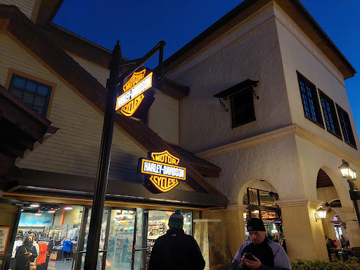 Harley-Davidson Dealer «Orlando Harley-Davidson at Disney Springs», reviews and photos, 1502 Buena Vista Dr B1, Lake Buena Vista, FL 32830, USA