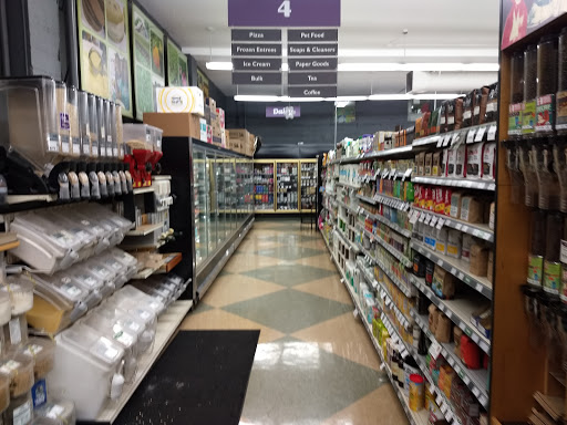 Grocery Store «Food Front Cooperative Grocery», reviews and photos, 2375 NW Thurman St, Portland, OR 97210, USA