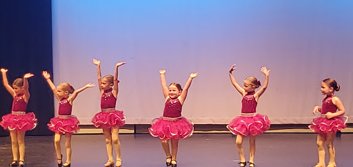 Performing Arts Theater «Liberty Performing Arts Theatre», reviews and photos, 1600 S Withers Rd, Liberty, MO 64068, USA