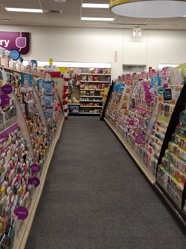 Drug Store «CVS», reviews and photos, 230 North Ave, Glendale Heights, IL 60139, USA