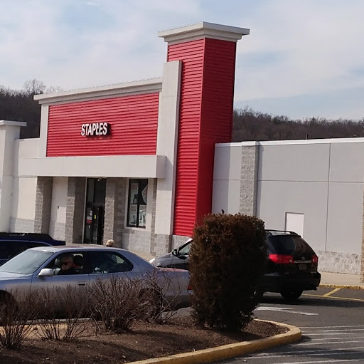 Office Supply Store «Staples», reviews and photos, 654 Main Ave, Norwalk, CT 06851, USA