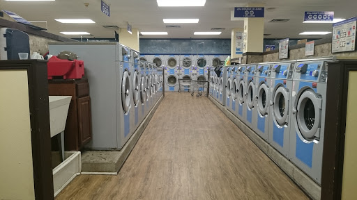 Laundromat «Spring Clean Laundry», reviews and photos, 622 S Academy Blvd, Colorado Springs, CO 80910, USA