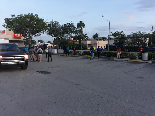 Supermarket «Diaz Supermarket», reviews and photos, 212 W Mowry Dr, Homestead, FL 33030, USA