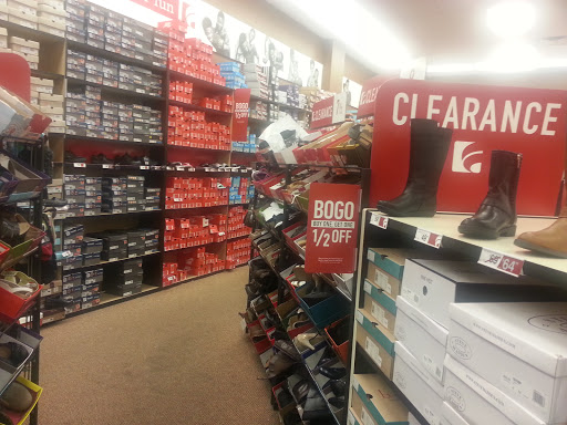 Shoe Store «Famous Footwear», reviews and photos, 1515 US-22 #42, Watchung, NJ 07069, USA