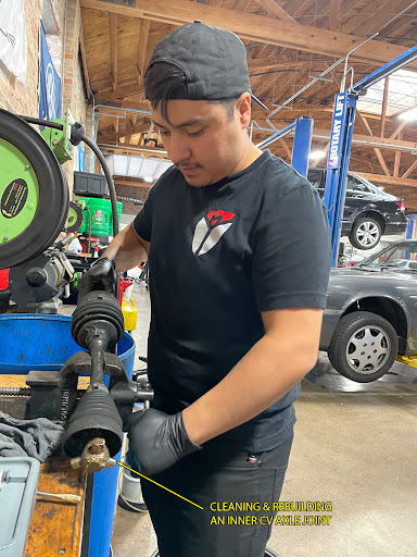 Auto Repair Shop «Midwest Performance Cars», reviews and photos, 1385 W Lake St, Chicago, IL 60607, USA