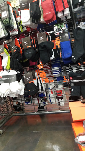 Sporting Goods Store «Big 5 Sporting Goods», reviews and photos, 10027 W Remington Ave #100, Littleton, CO 80127, USA