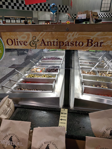 Grocery Store «Schnucks», reviews and photos, 2712 Godfrey Rd, Godfrey, IL 62035, USA