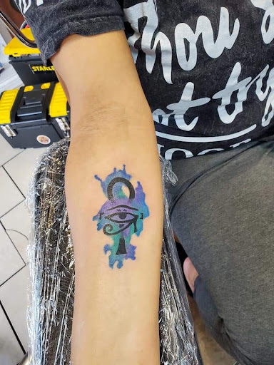 Explore quarter sleeve tattoo ideas for women, creative tattoo ideas in Bloomington, available at Iron & Ink Custom Tattoo And piercing.