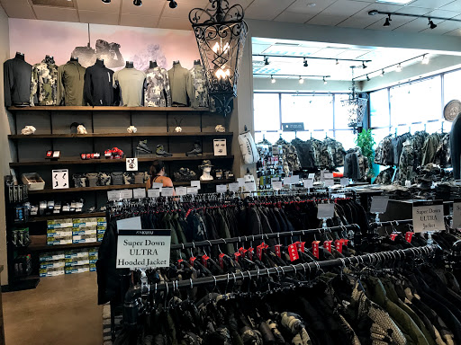 Outdoor Sports Store «KUIU», reviews and photos, 1920 N Lincoln St #101, Dixon, CA 95620, USA