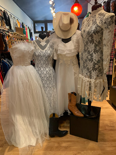 Boutique «Clash Gallery & Boutique», reviews and photos, 521 E 5th St, Dayton, OH 45402, USA